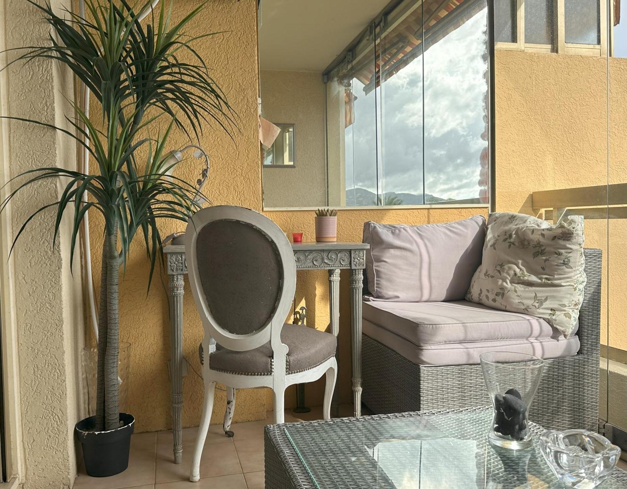Dionysos Vue Mer Cannes Exteriör bild