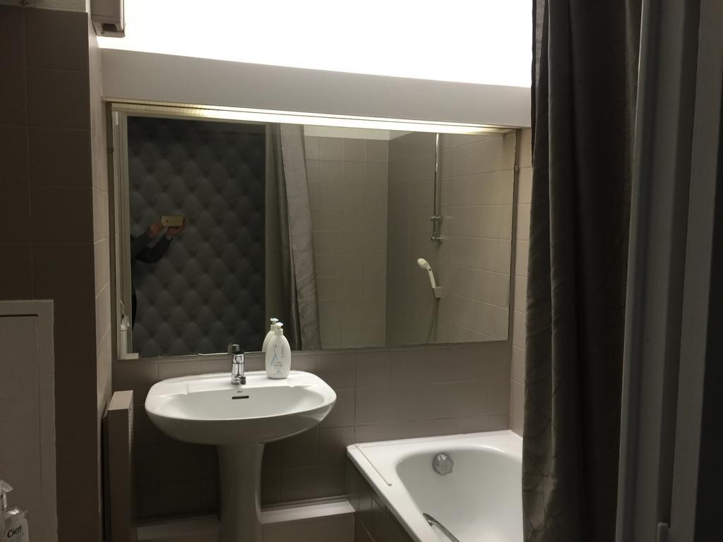 Dionysos Vue Mer Cannes Exteriör bild