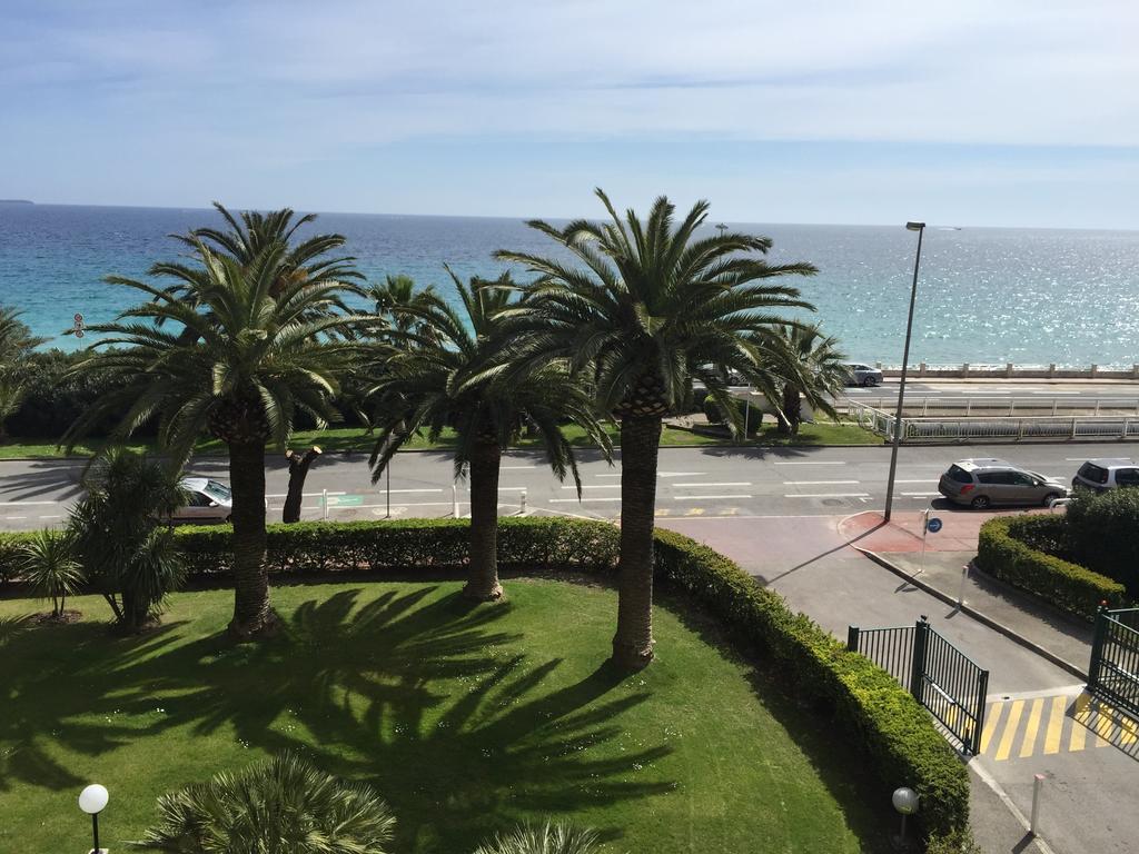 Dionysos Vue Mer Cannes Exteriör bild